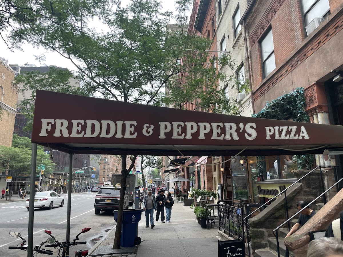 Freddie & Pepper's